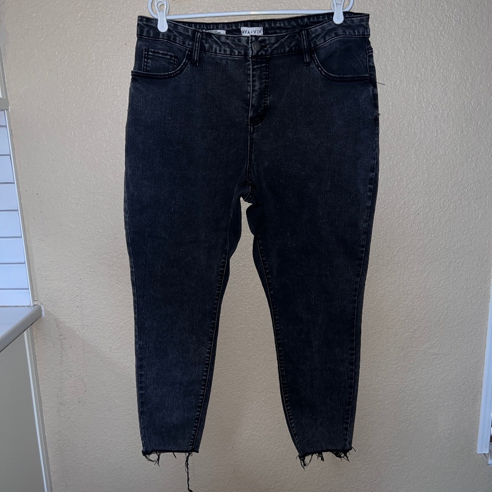 Women's Ava & Viv Mid Rise Skinny Leg Raw Hem Jeans